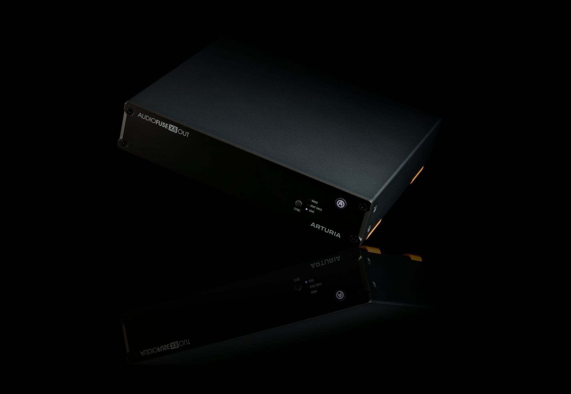 x8_out_frontreflection