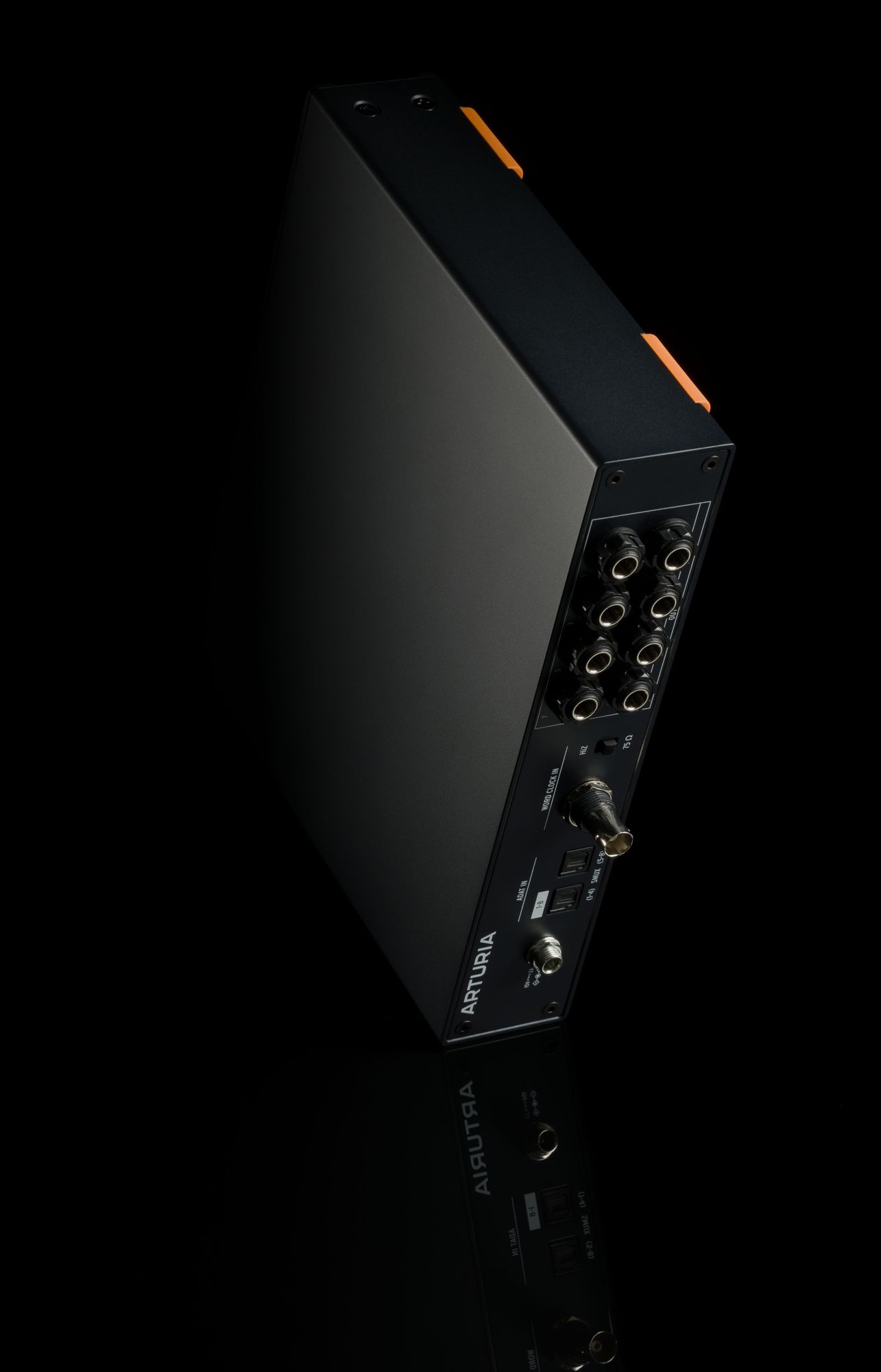 x8_out_backreflection