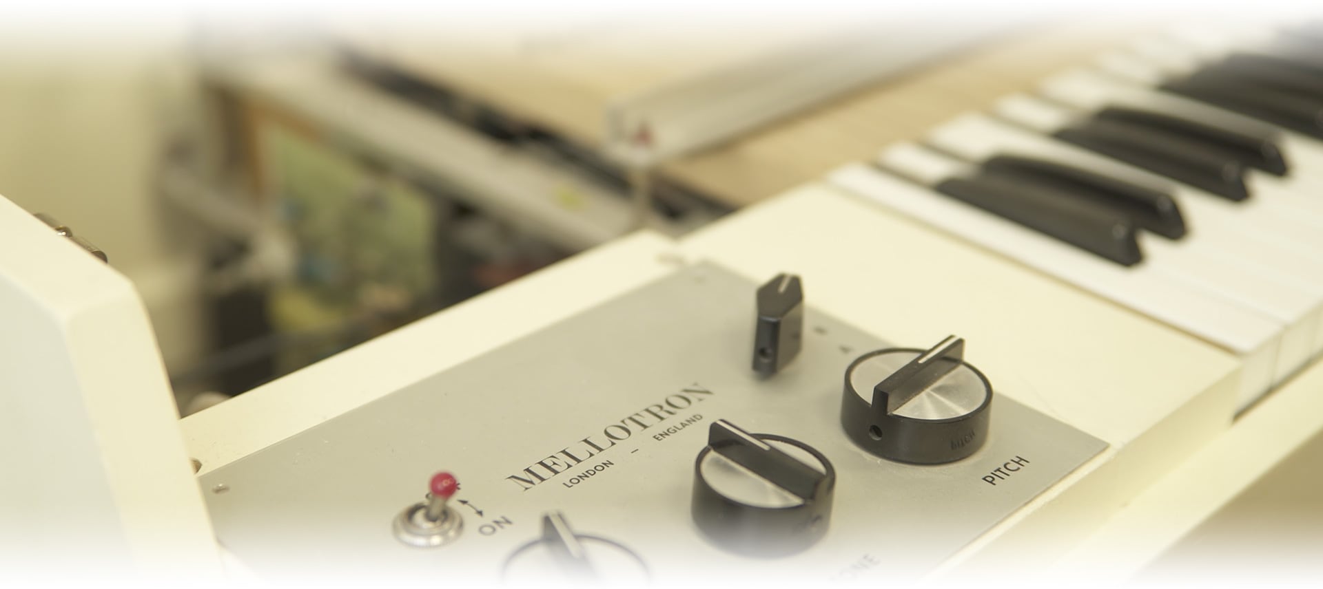 Arturia Mellotron V for apple instal