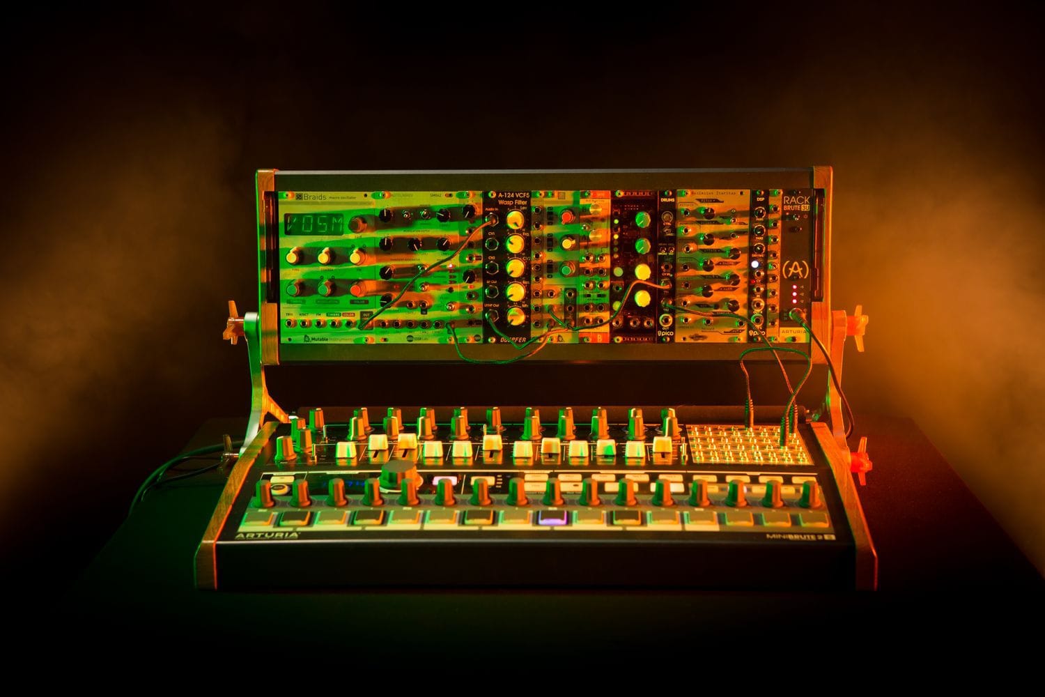 即発送 Arturia MINIBRUTE 付属品揃ってます 即発送 Arturia MINIBRUTE 付属品揃ってます Arturia - MiniBrute 2S