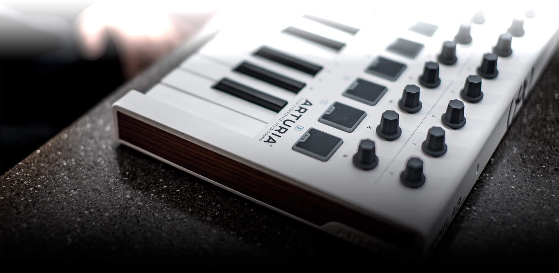 how to assign sounds to midi keyboard